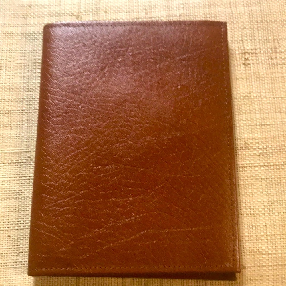 Prince Gardner Cowhide bi fold mens wallet